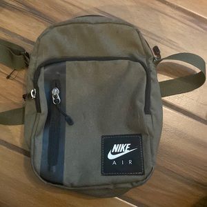 Nike Air Crossbody Bag (Green)